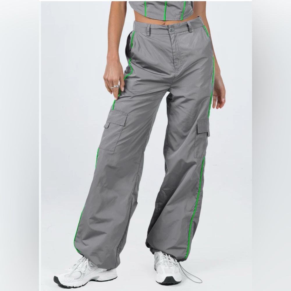 Princess Polly Out Of‎ This World Gray Wide Leg Cargo Pants Lightweight SZ 12